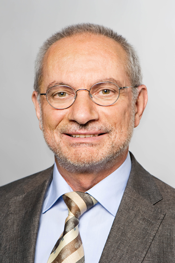 Dr Reiner Kallenborn, University Librarian